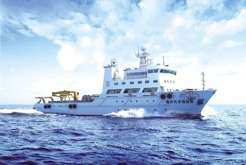 中国调查船在冲之鸟礁300公里海域航行遭日警告